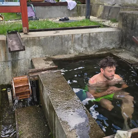 度假居 Kdebolotambolo Chalupka Belá